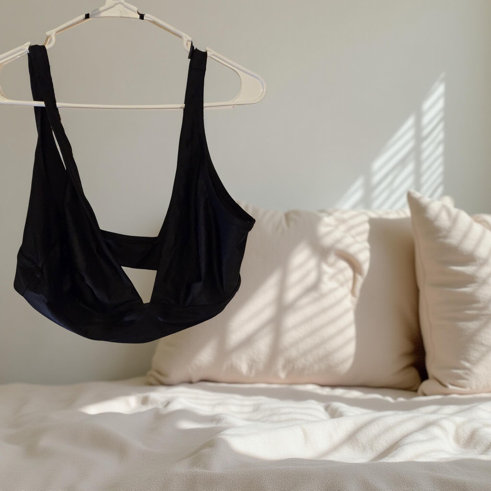 1 NWT American Eagle Aerie Black Bralette SwimTop Size Large